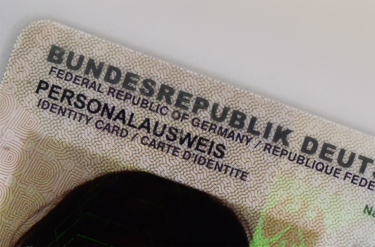 Personalausweis Zu sehen ist die linke Ecke des Personalausweises