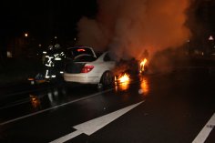 Feuerwehreinsatz wegen PKW Brand in der Volksgartenstraße