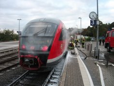 Löschung eines brennenden Personenzug
