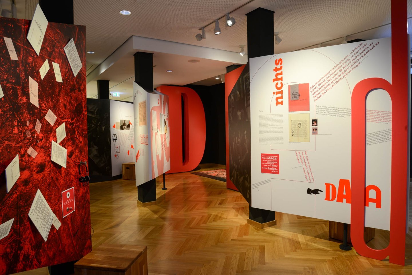 Das Hugo-Ball-Kabinett im Forum ALTE POST Das Hugo-Ball-Kabinett im Forum ALTE POST
