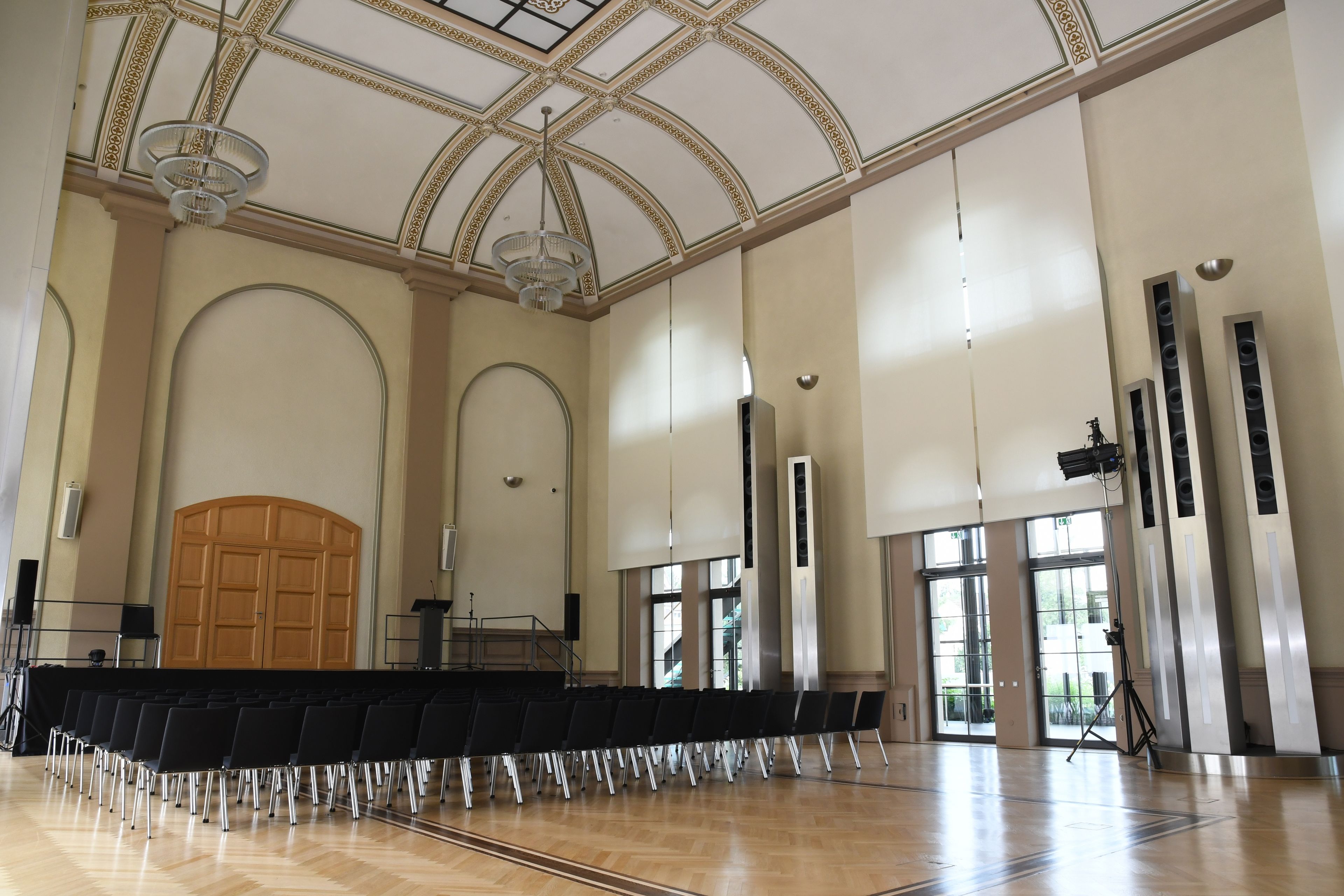 Kuppelsaal im Forum ALTE POST Kuppelsaal im Forum ALTE POST