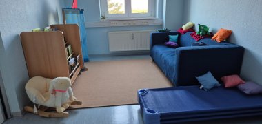 Stillbeschäftigungsraum  in der KiTa Husterhöhe Pirmasens - Lese-Ecke und gemütliches Kuschelsofa