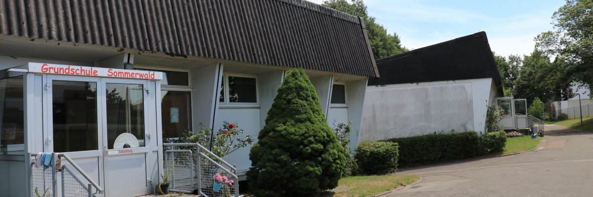 Grundschule Sommerwald Haupteingang 