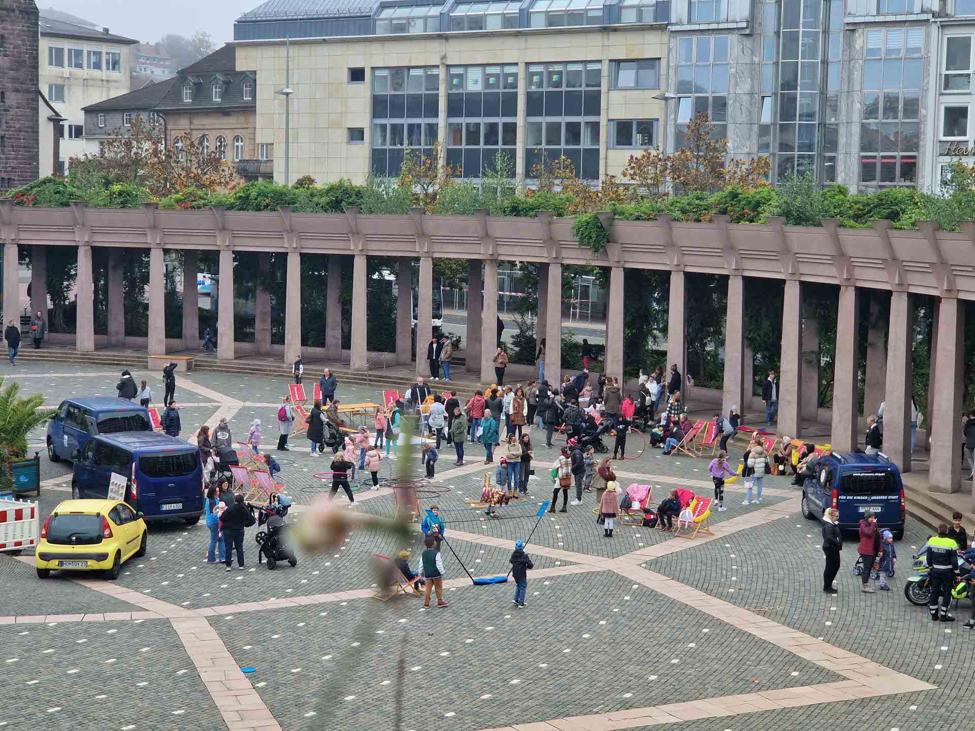 Exerzierplatz bei einer Spiel- und Spaßaktion Exerzierplatz bei einer Spiel- und Spaßaktion