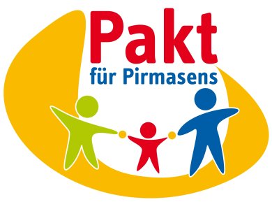 Logo mit dem Schriftzug „Pakt für Pirmasens“. Das Wort „Pakt“ ist in großen roten Buchstaben dargestellt, darunter steht „für Pirmasens“ in blauer Schrift. Unter dem Text sind drei stilisierte Figuren zu sehen: links eine große grüne Figur, rechts eine große blaue Figur und in der Mitte eine kleinere rote Figur. Die Figuren halten sich an den Händen. Im Hintergrund befindet sich eine große, geschwungene gelbe Form.
