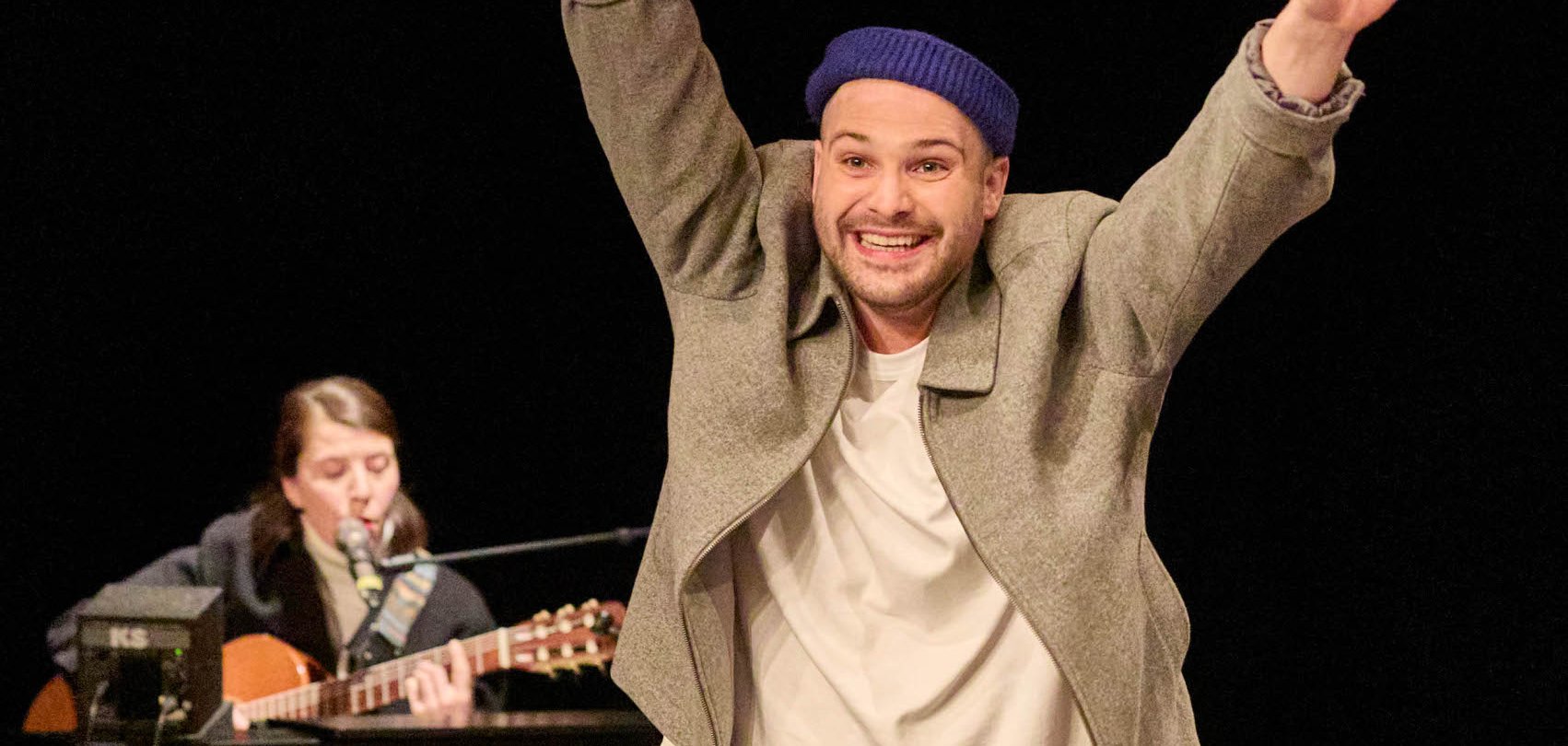 Philipp Adam und Salma Kiem in „All das Schöne“ am 16. März im Forum Alte Post Philipp Adam und Salma Kiem in „All das Schöne“ am 16. März im Forum Alte Post