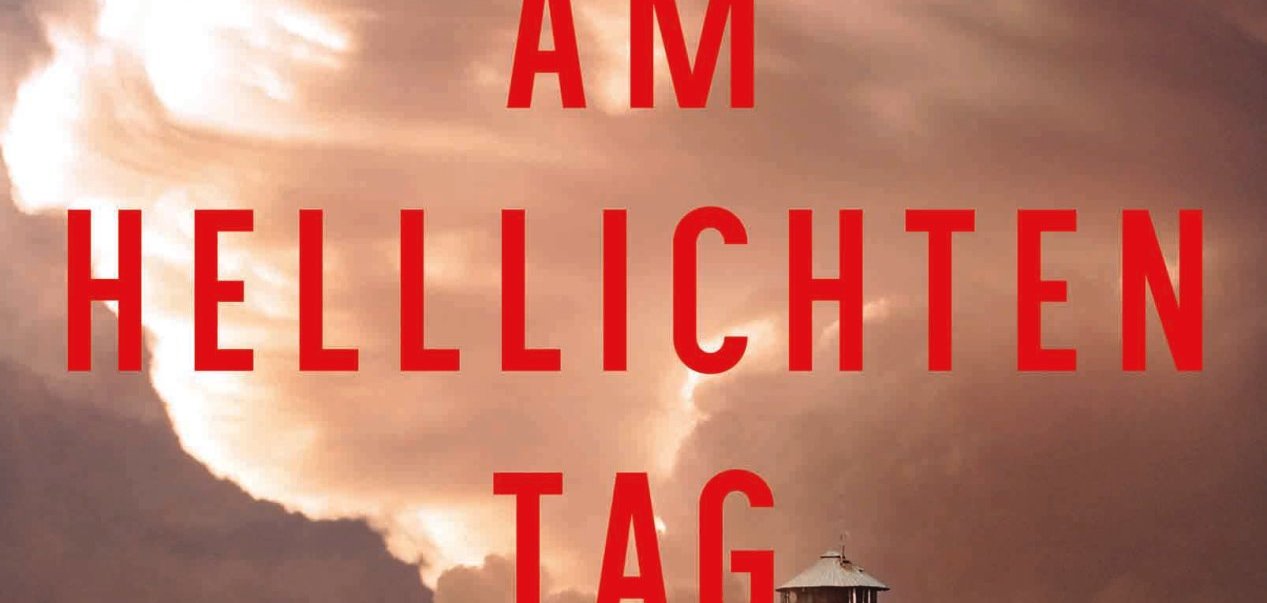 Der neue Roman „Am helllichten Tag“ ist im Heyne-Verlag erschienen und verknüpft die Fälle vermisster Kinder im Pirmasens der Sechzigerjahre mit einem fiktiven Kriminalfall. Der neue Roman „Am helllichten Tag“ ist im Heyne-Verlag erschienen und verknüpft die Fälle vermisster Kinder im Pirmasens der Sechzigerjahre mit einem fiktiven Kriminalfall.