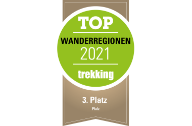 Logo-Trekking mit Text Top Wanderregionen 2021 mit 3. Platz Pfalz 